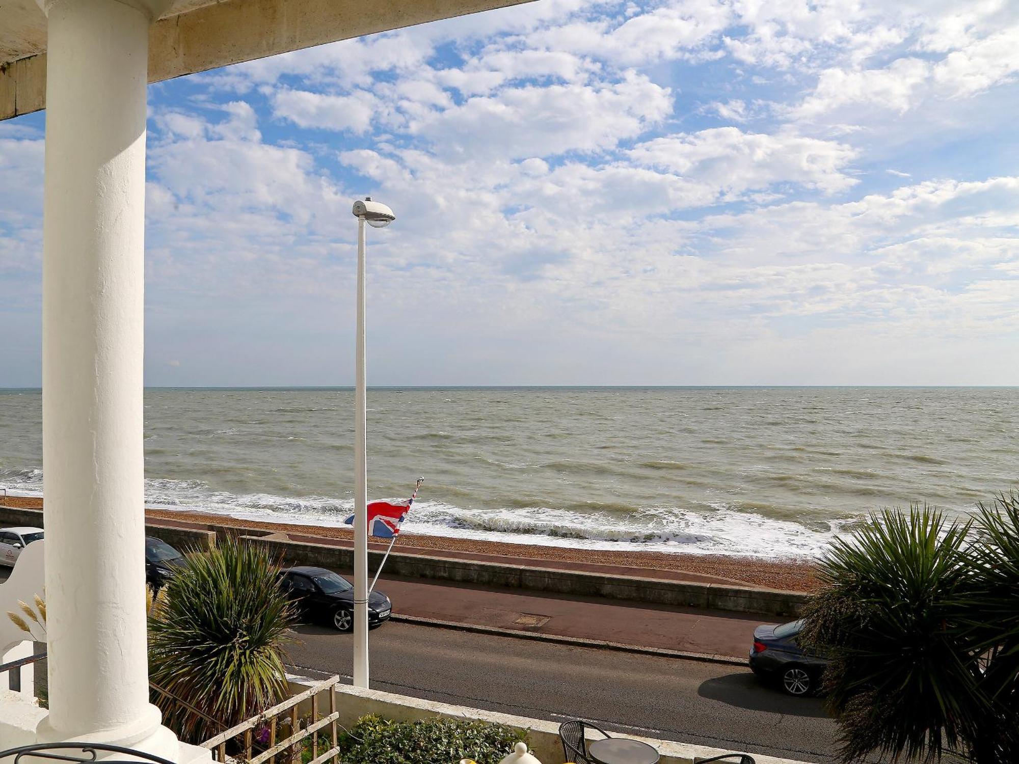 Seashore Apartment Sandgate Exterior foto